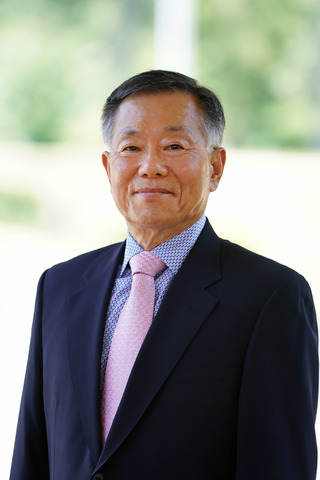 손용수 교장